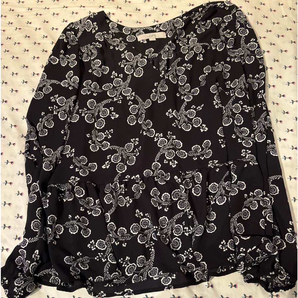 Loft long sleeve shirt